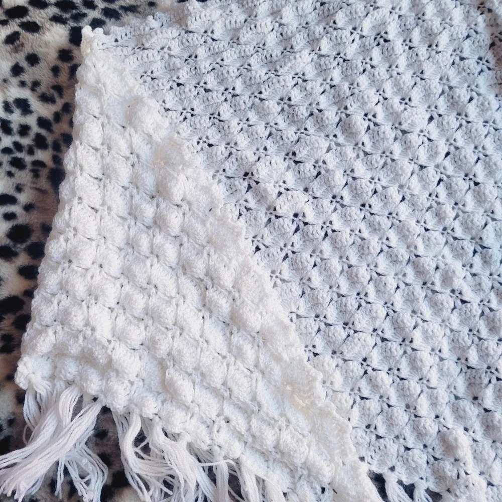 Handmade White Crochet Popcorn Stitch Triangle Fringe Shawl Wrap Boho Vintage
